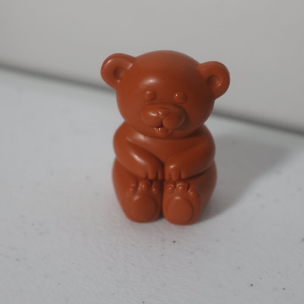 Glossy Chocolate Teddy Bear Toybiz Toy 1998 Figure